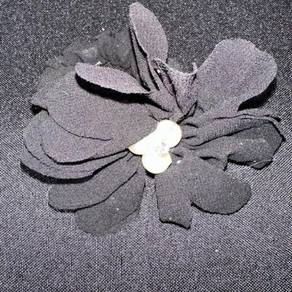 Black Flower Chiffon Scrunchie    -kids  7287  Handmade NWT Boutique