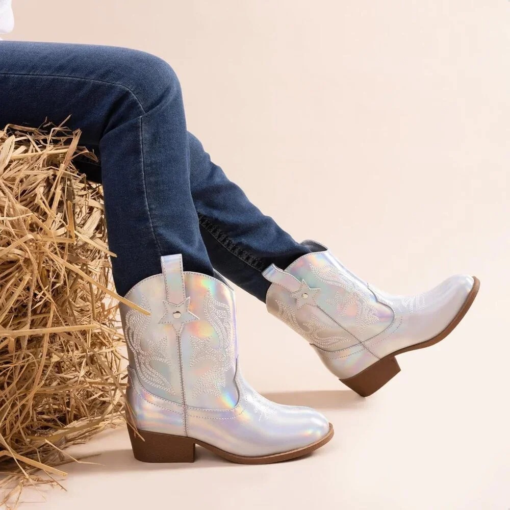 N/A grippy stars boots