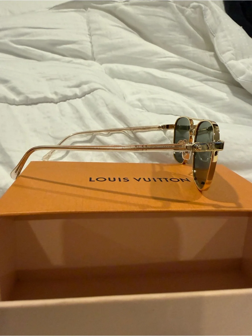 Louis Vuitton vuitton look box
