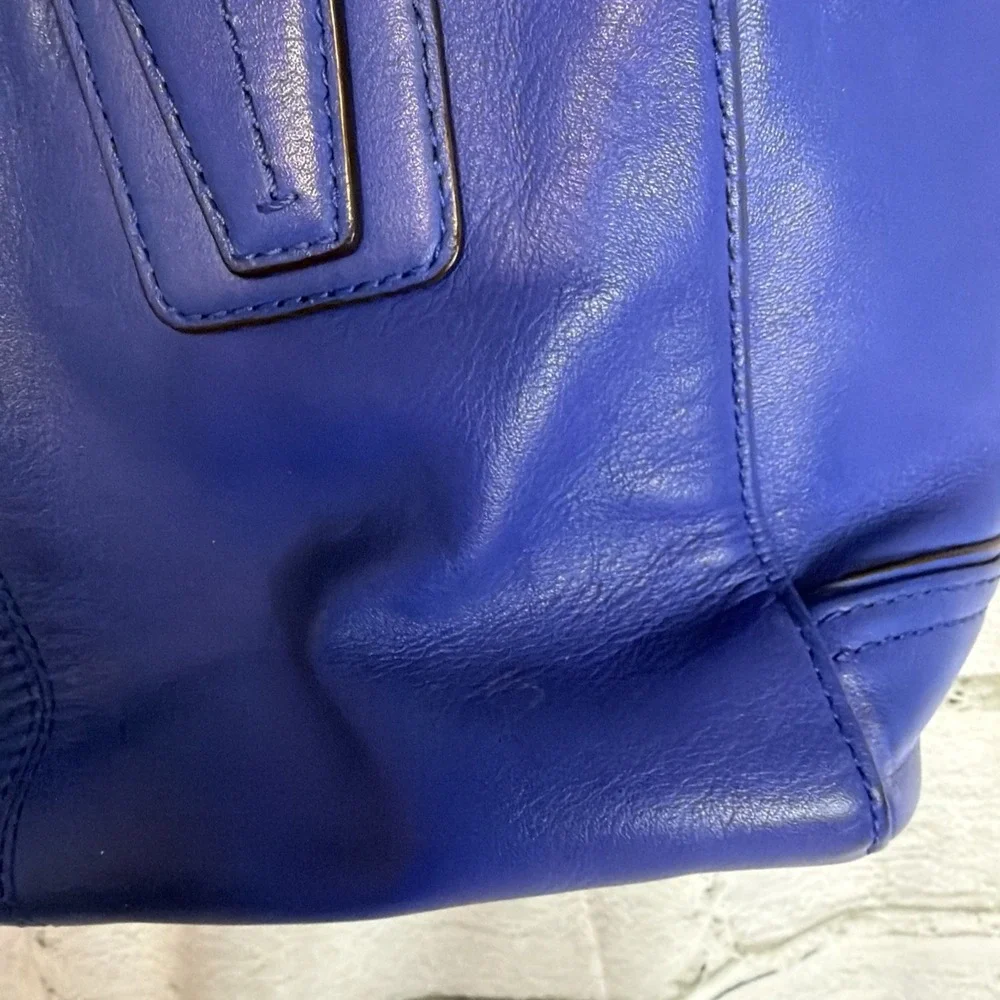 Coach no strap