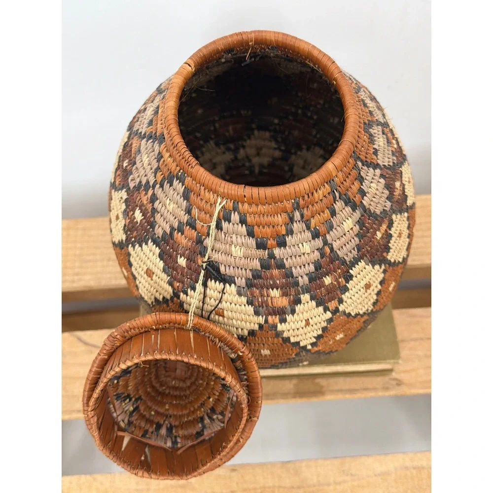 Handmade Zulu Basket Zandile Xulu South Africa‎ Woven Ukhamba Beer Basket Lidded