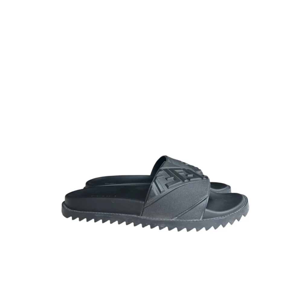 Fendi very good