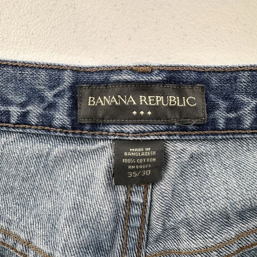 Banana Republic Mens 35x29 Distressed Jeans 100% Cotton Relaxed Fit Bootcut Blue