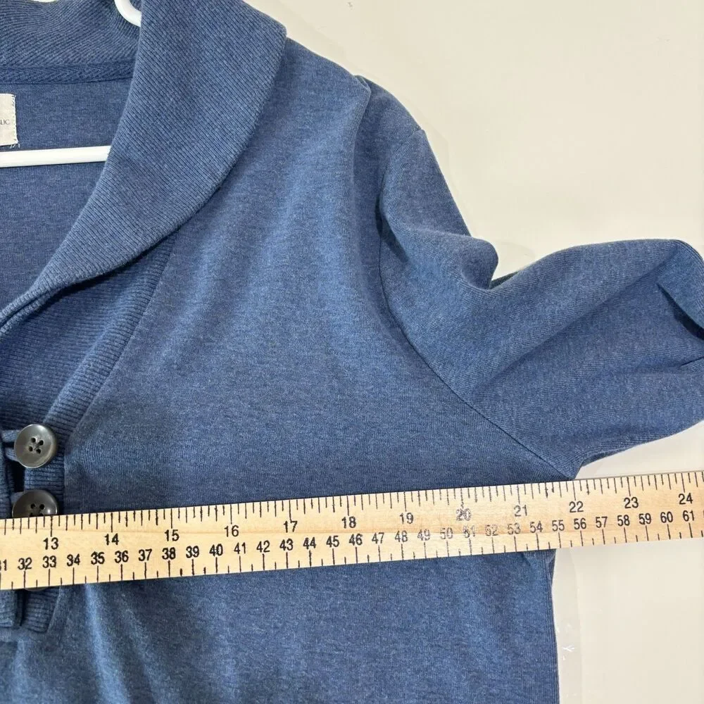 Banana Republic features banana
