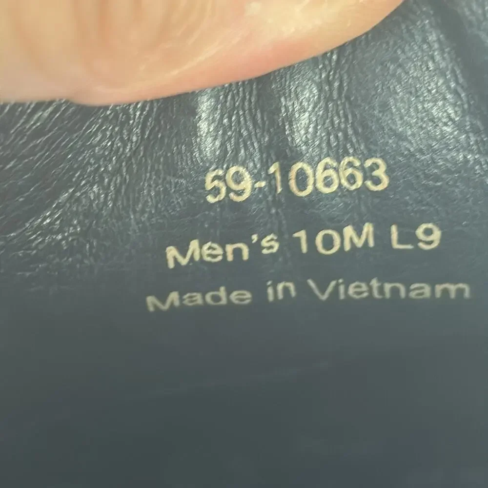 Johnston & Murphy offer leather up