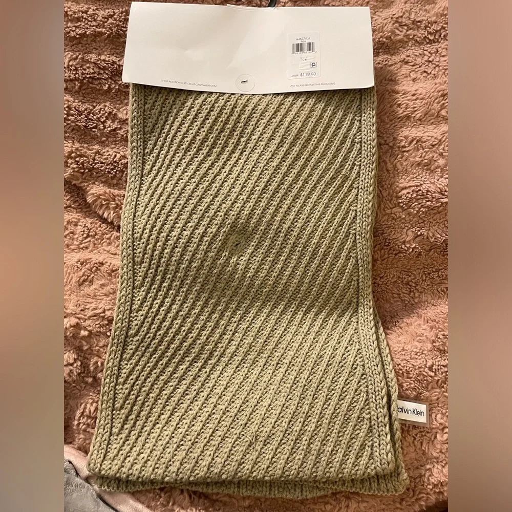 Calvin Klein nwt calvin