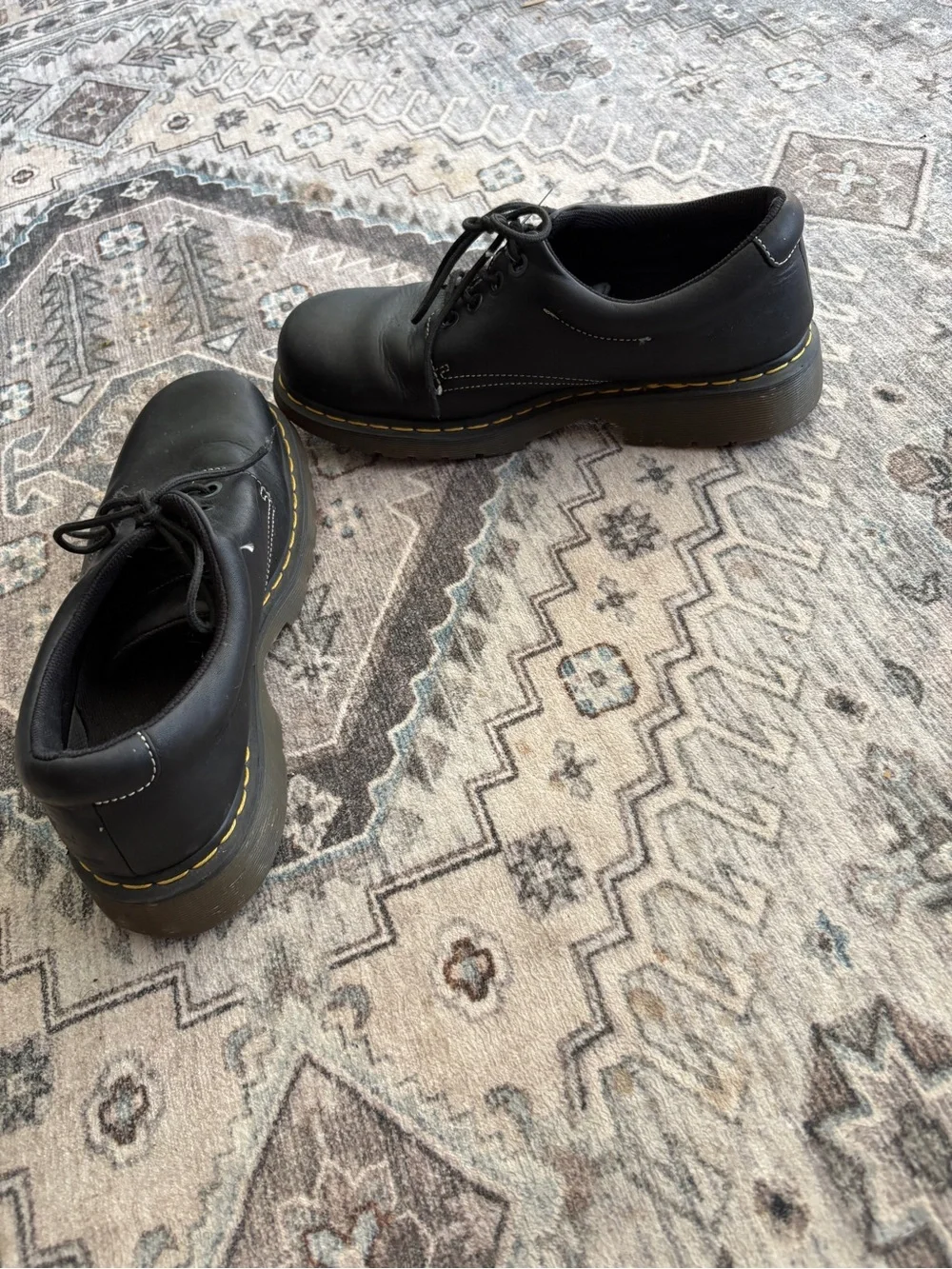 Dr. Martens Men's Shoe Size 12 US 4-Eyelet Oxford Black Leather Model GC041