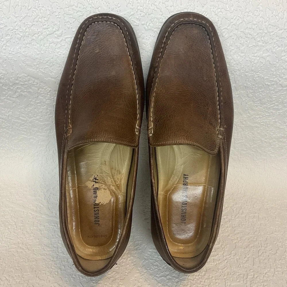 Johnston & Murphy cognac driver pristine