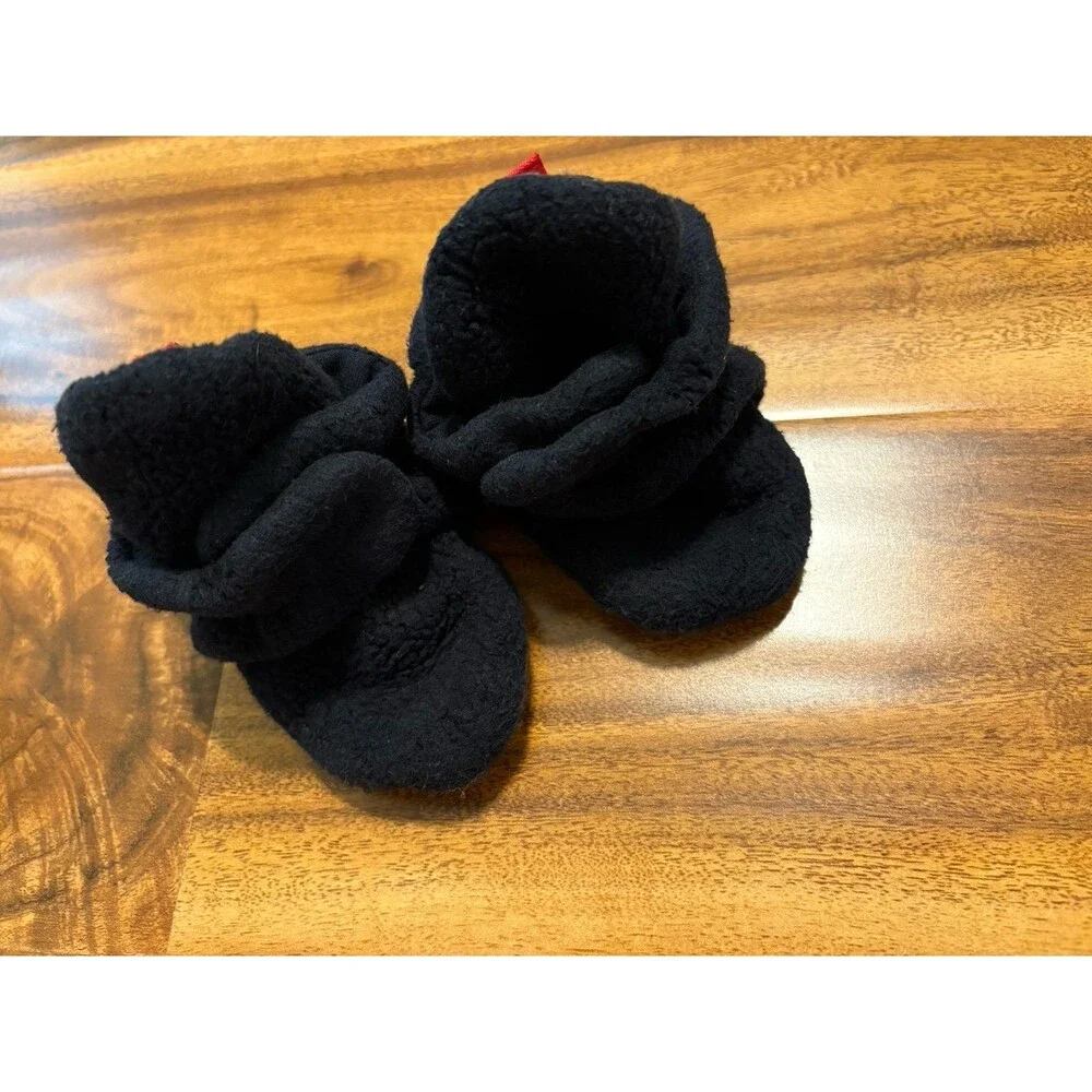 Zutano Fleece Gripper Bootie. Black, Size 12M