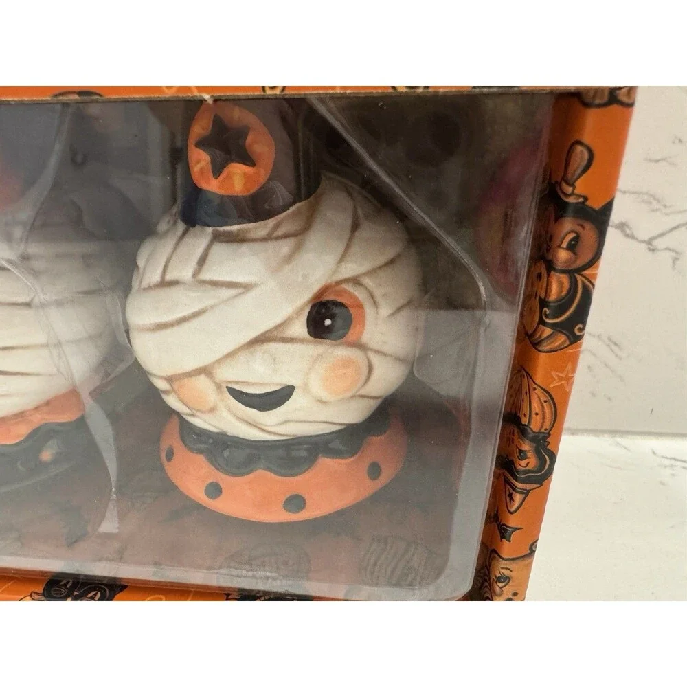 Johanna Parker Halloween Spooky Cute Mummy Couple Salt & Pepper Shakers NEW