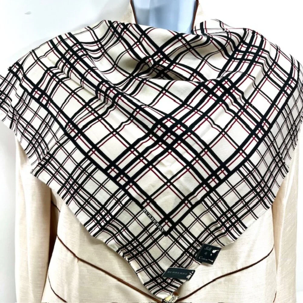 New Tag Men/Women   Burberry  Bandana /MiniScarf 23