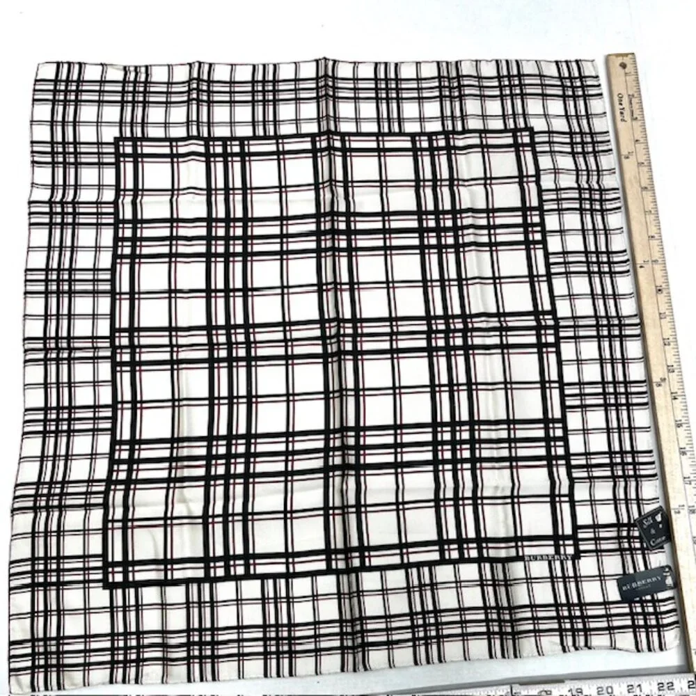 New Tag Men/Women   Burberry  Bandana /MiniScarf 23