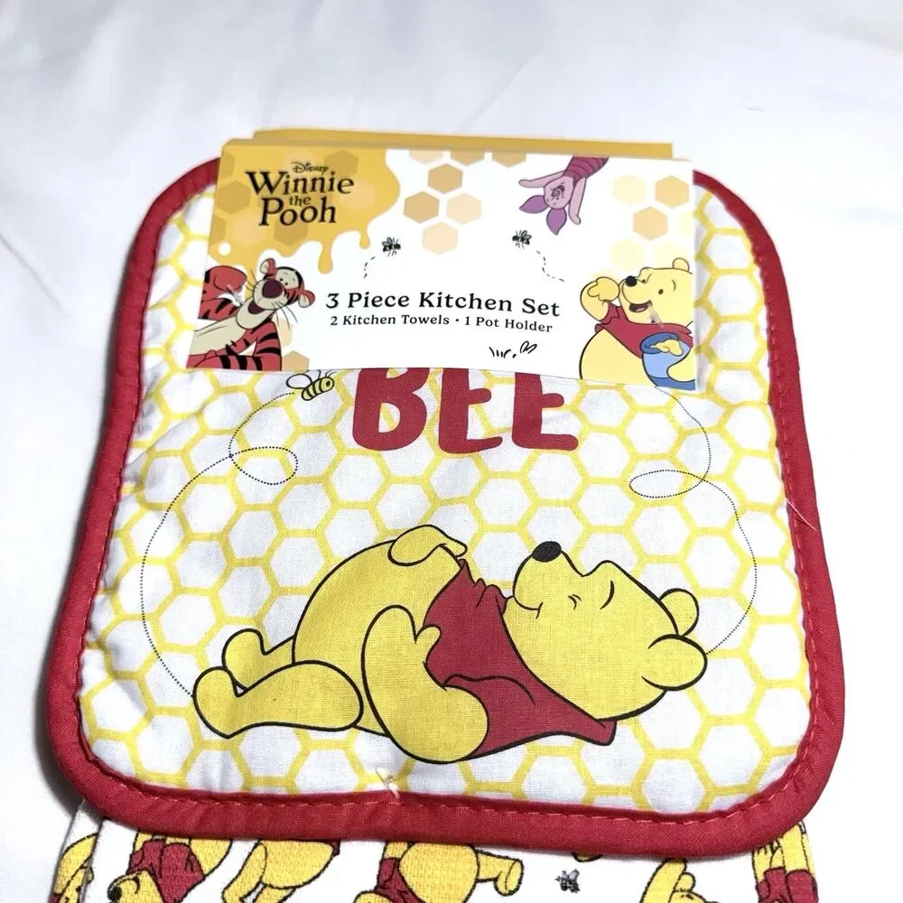 Disney Winnie the Pooh 3 Piece Kitchen 2 Dish Towels, 1 Pot Holder Set NWT