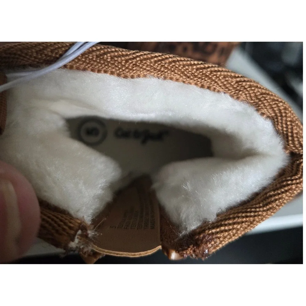 Cat & Jack outsole versatile