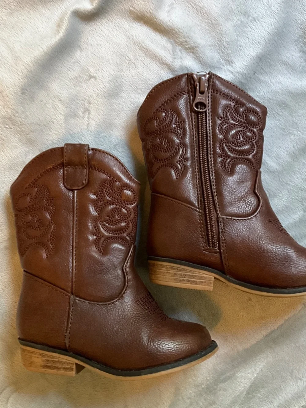 Cat & Jack brown faux