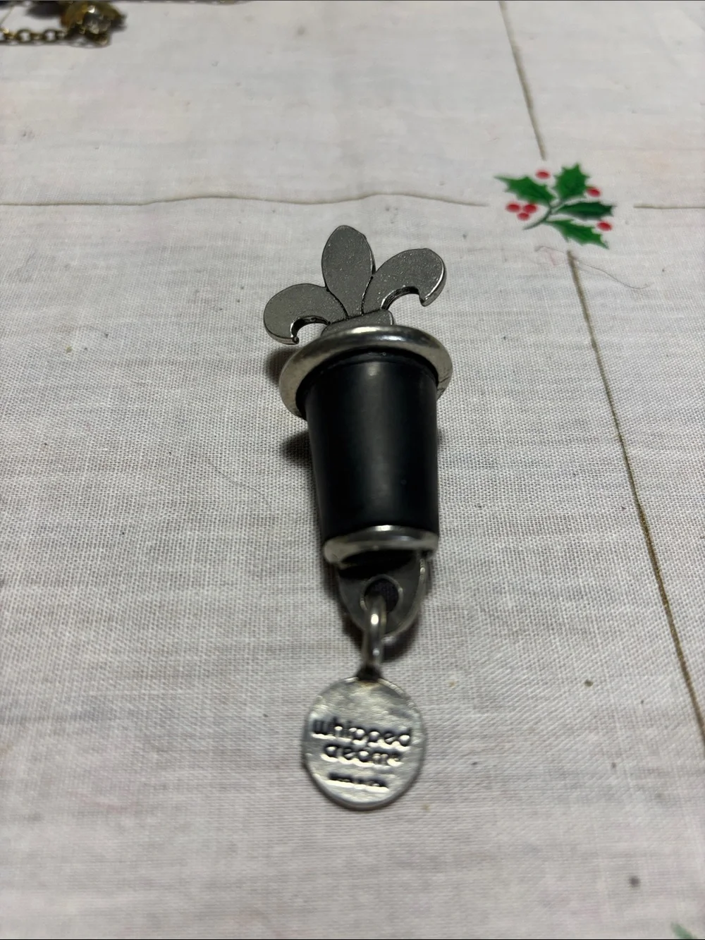 Black and Silver Fleur-de-Lis Wine Stopper
