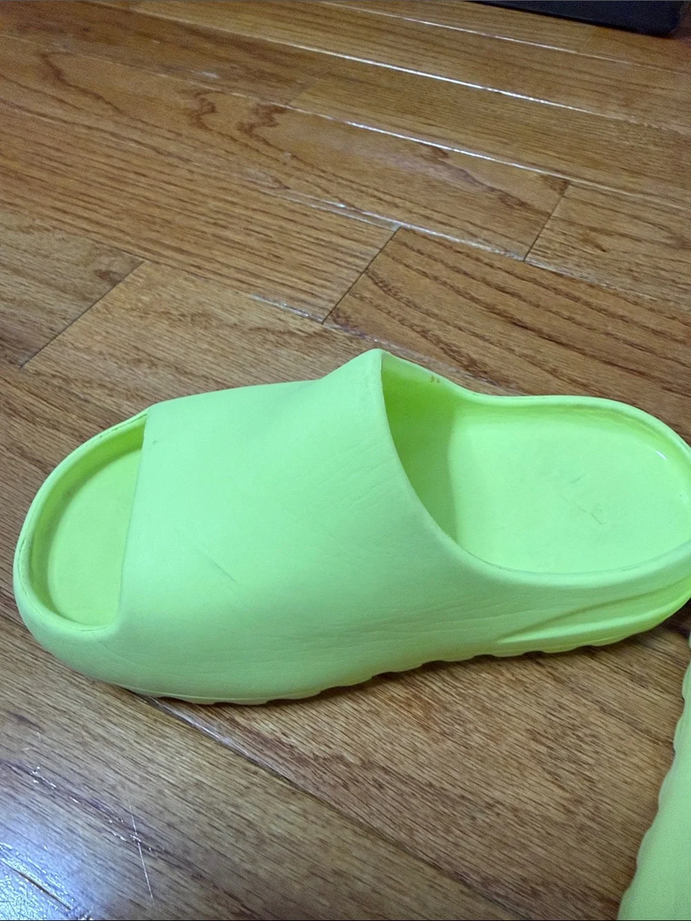Yeezy authentic adidas
