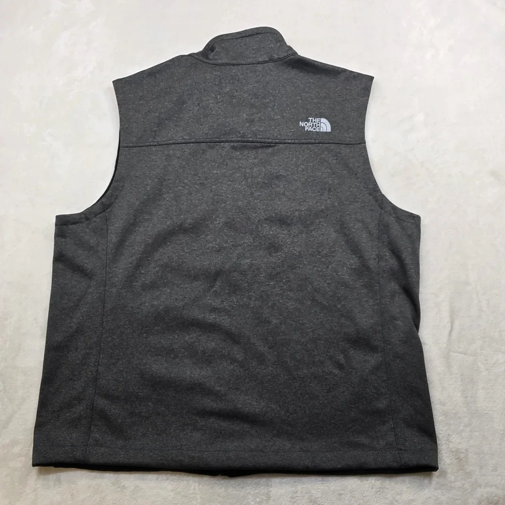 The North Face fabric zipper