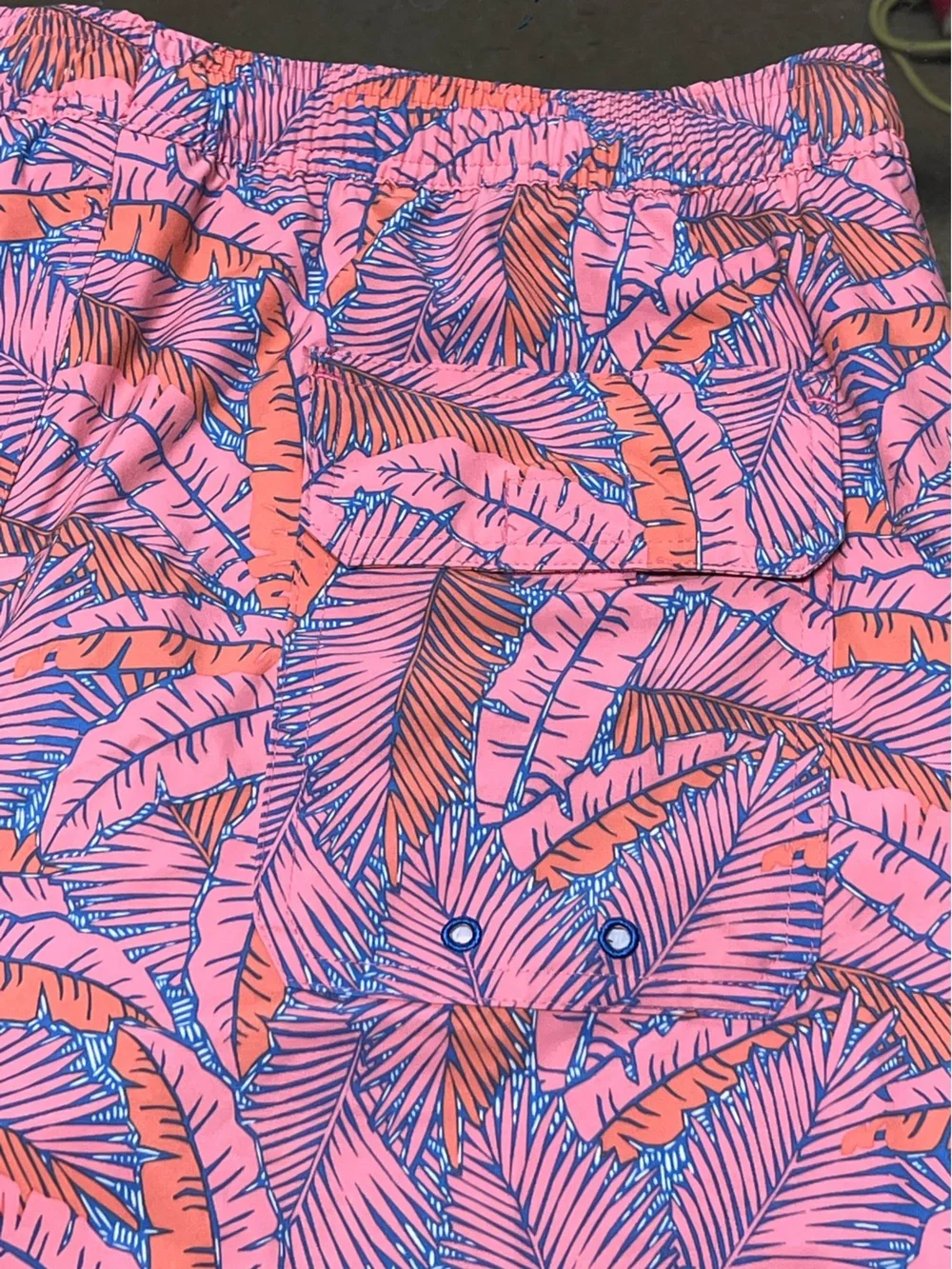 Vineyard Vines clean smoke