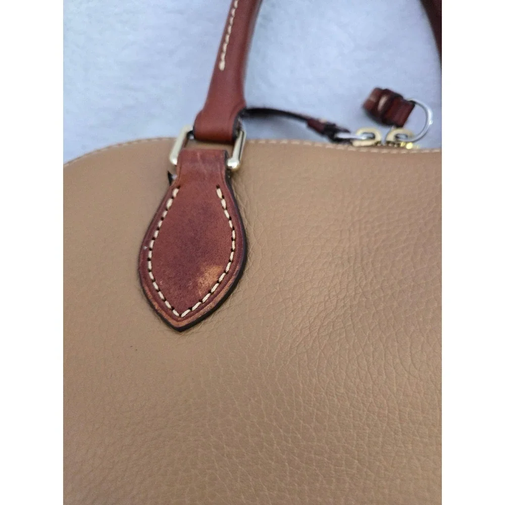 Dooney & Bourke great preowned