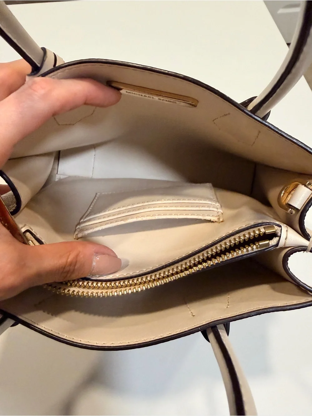 Michael Kors classic michael