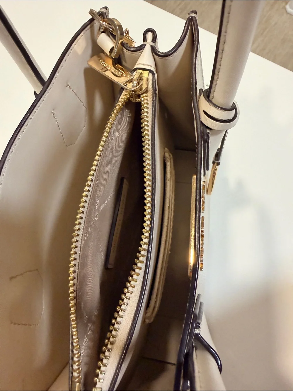 Michael Kors classic michael