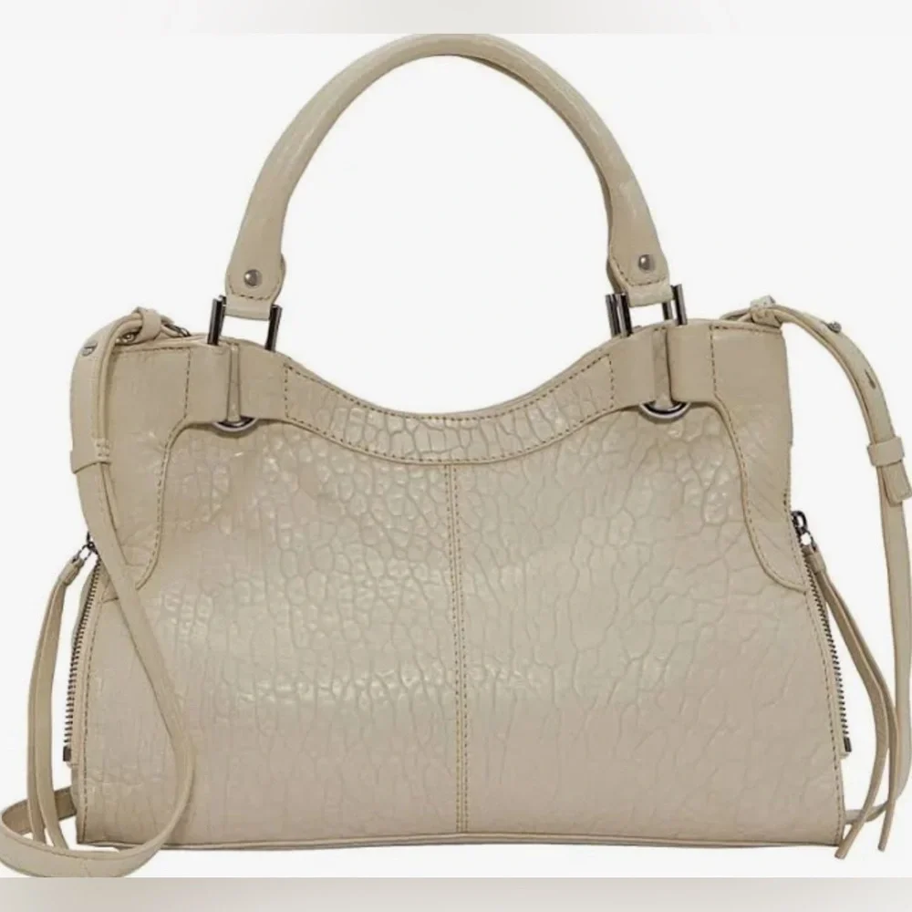 VINCE CAMUTO Leather Kayli Satchel