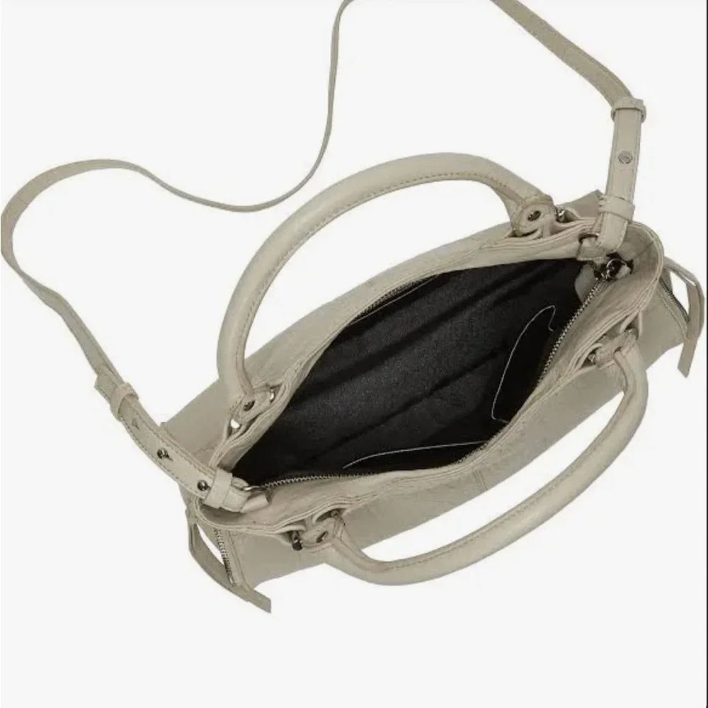 Vince Camuto vince camuto
