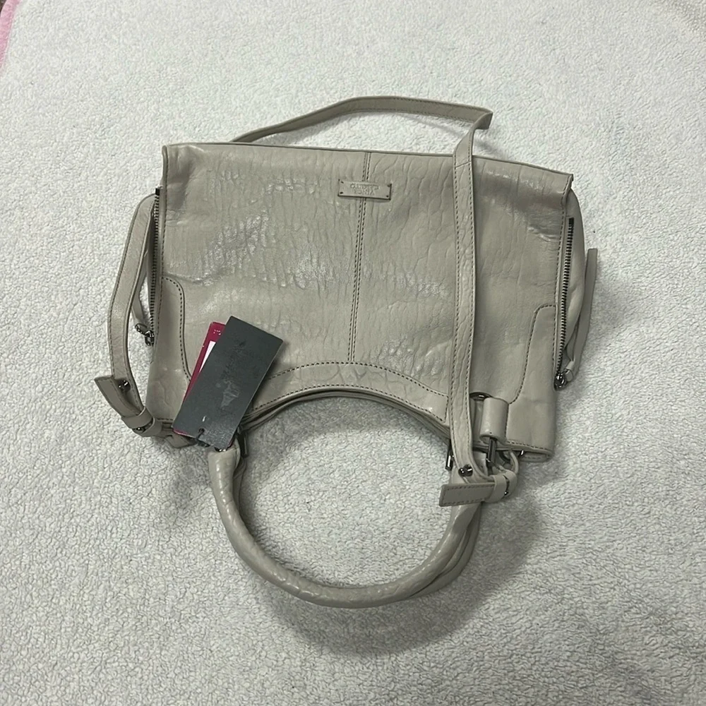 Vince Camuto vince camuto