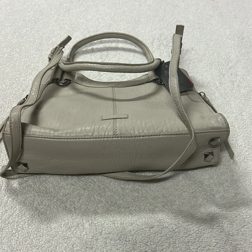 Vince Camuto vince camuto