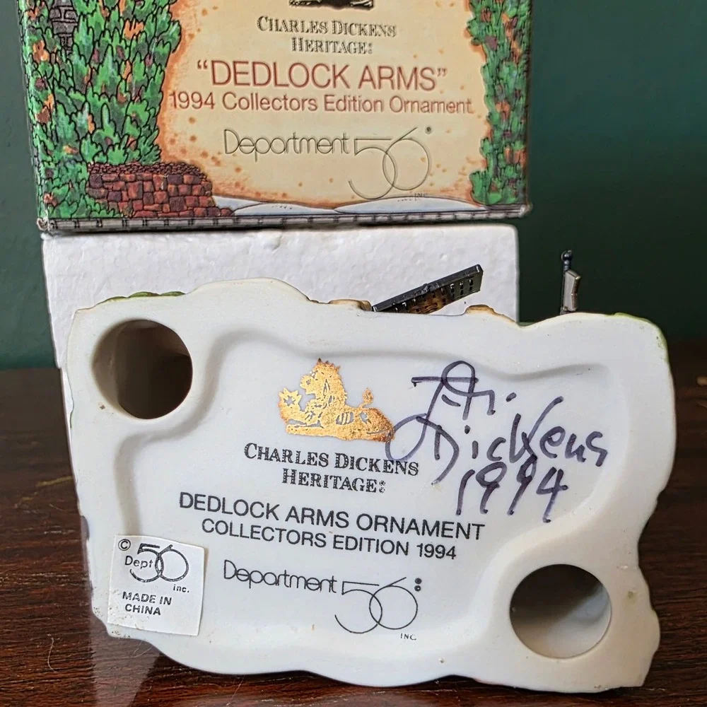 Dept 56 Dedlock Arms Ornament 1994 Collectors Edition Dickens Village Series