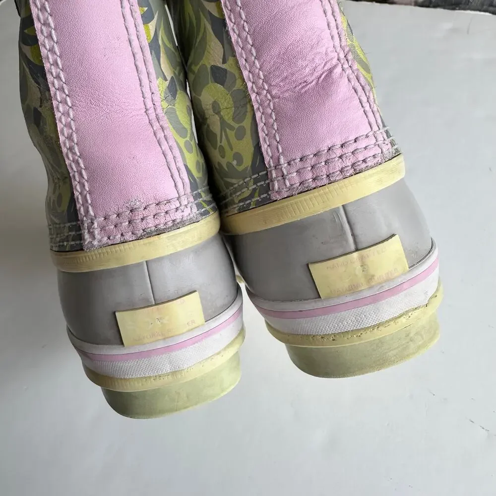 Sorel sure featuring green