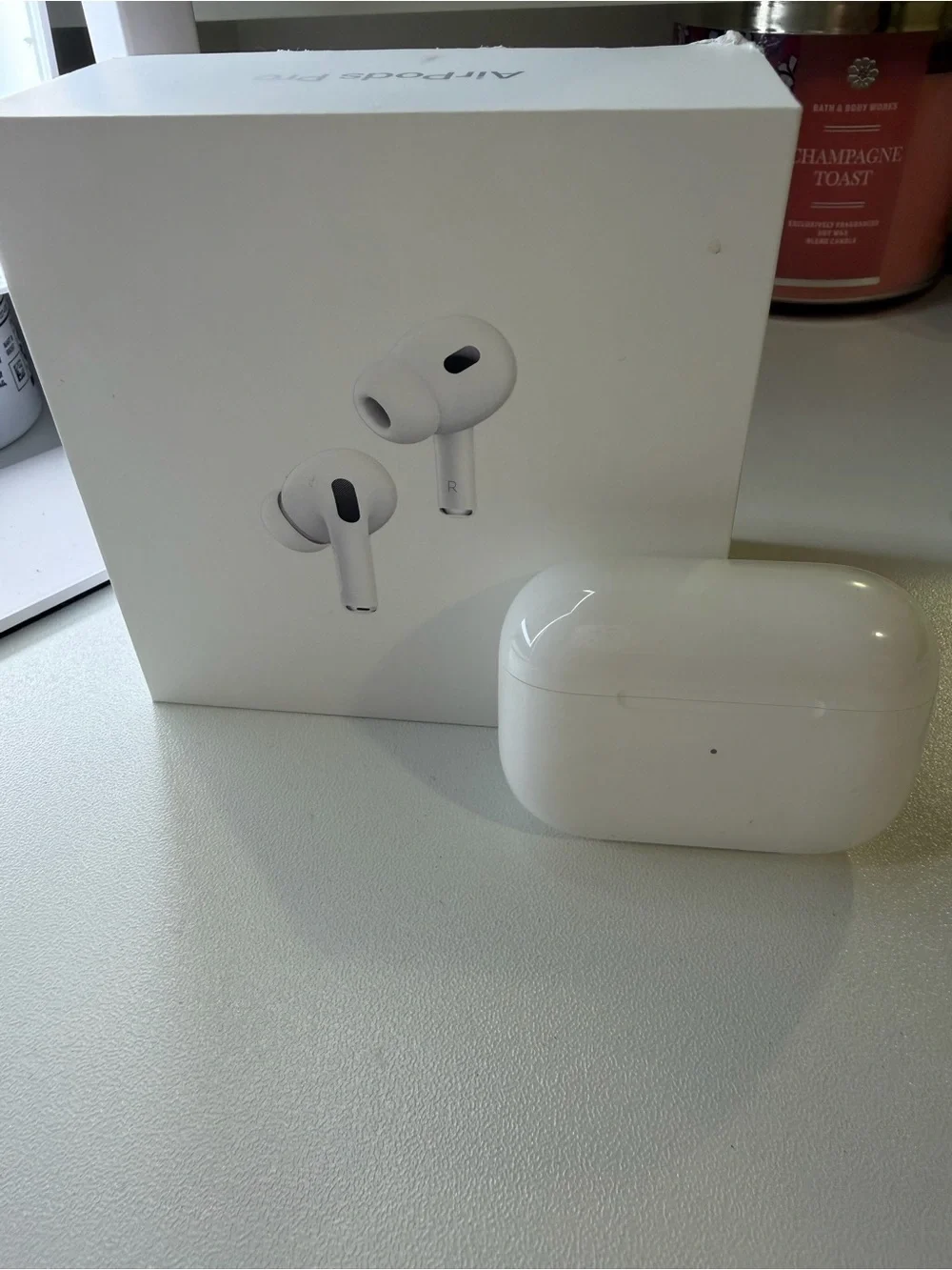 Apple Airpods Pro 2nd Generation MagSafe + Box and accessories