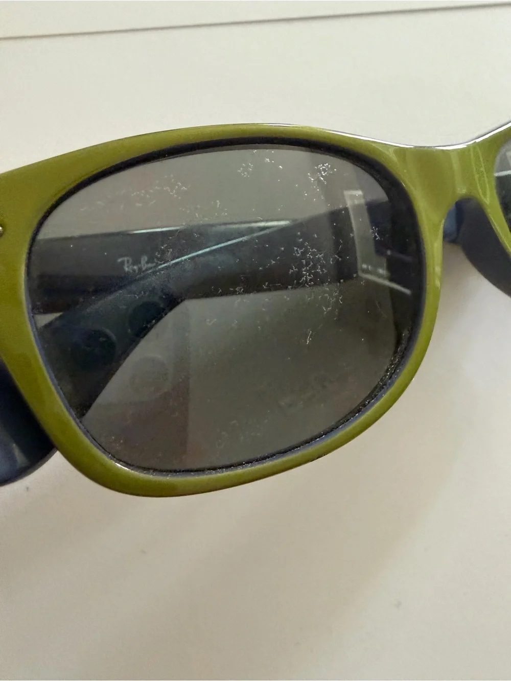 Ray-Ban RB 2132 New Wayfarer 791/32 Blue / Green Frames + Cloth