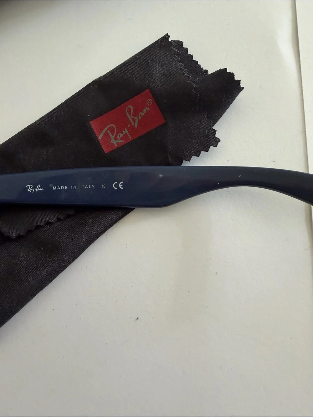 Ray-Ban RB 2132 New Wayfarer 791/32 Blue / Green Frames + Cloth