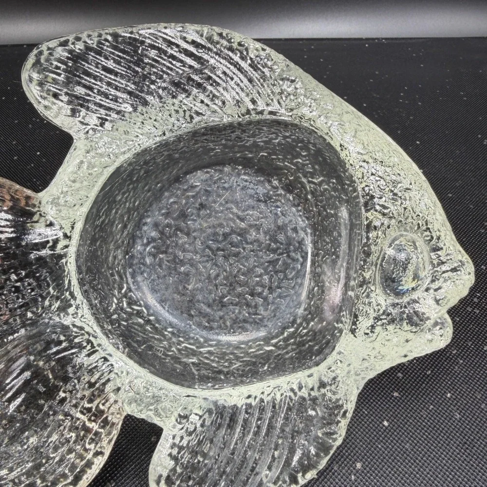 Vintage Textured Clear Art Glass Fish Bowl Coastal Nautical Trinket Dish‎ 6 Inch