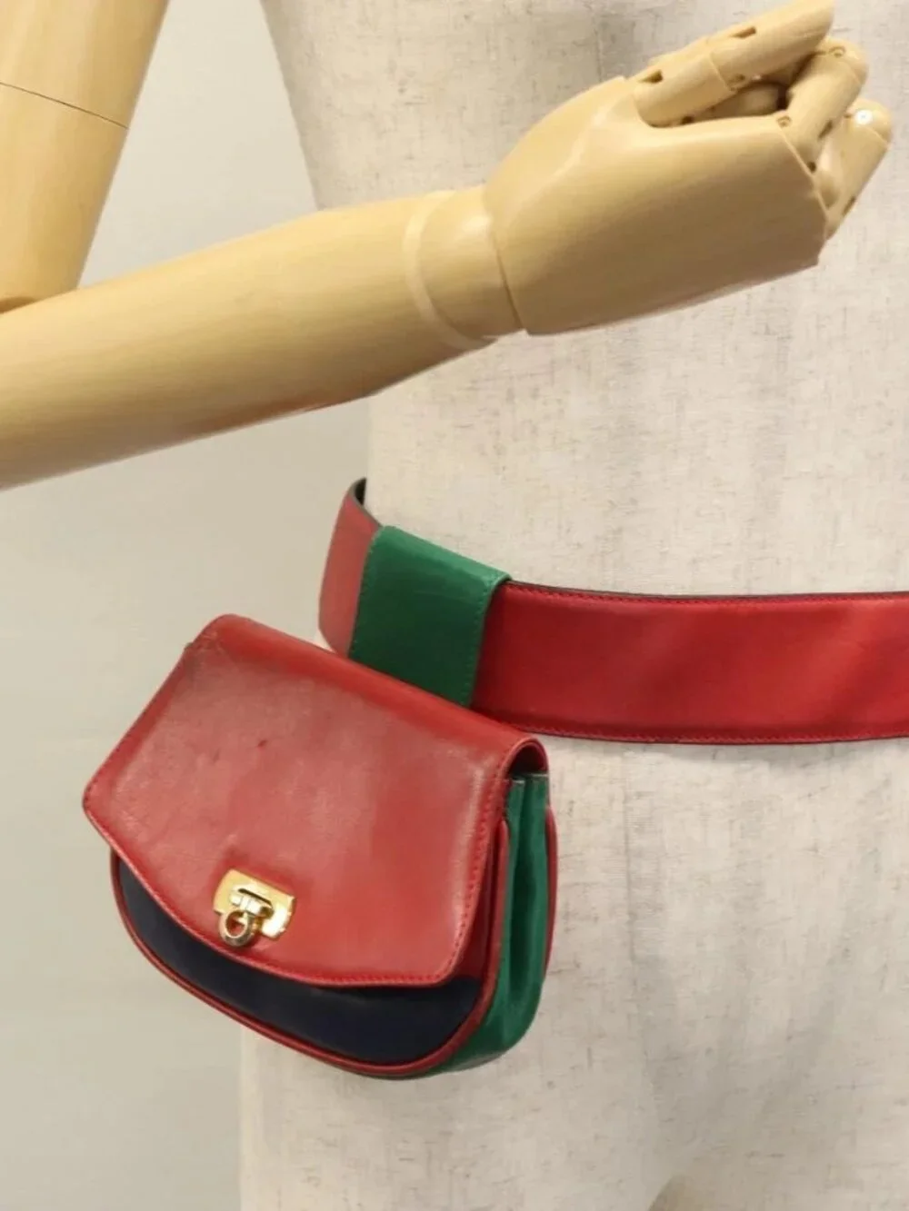 Salvatore Ferragamo d3 send