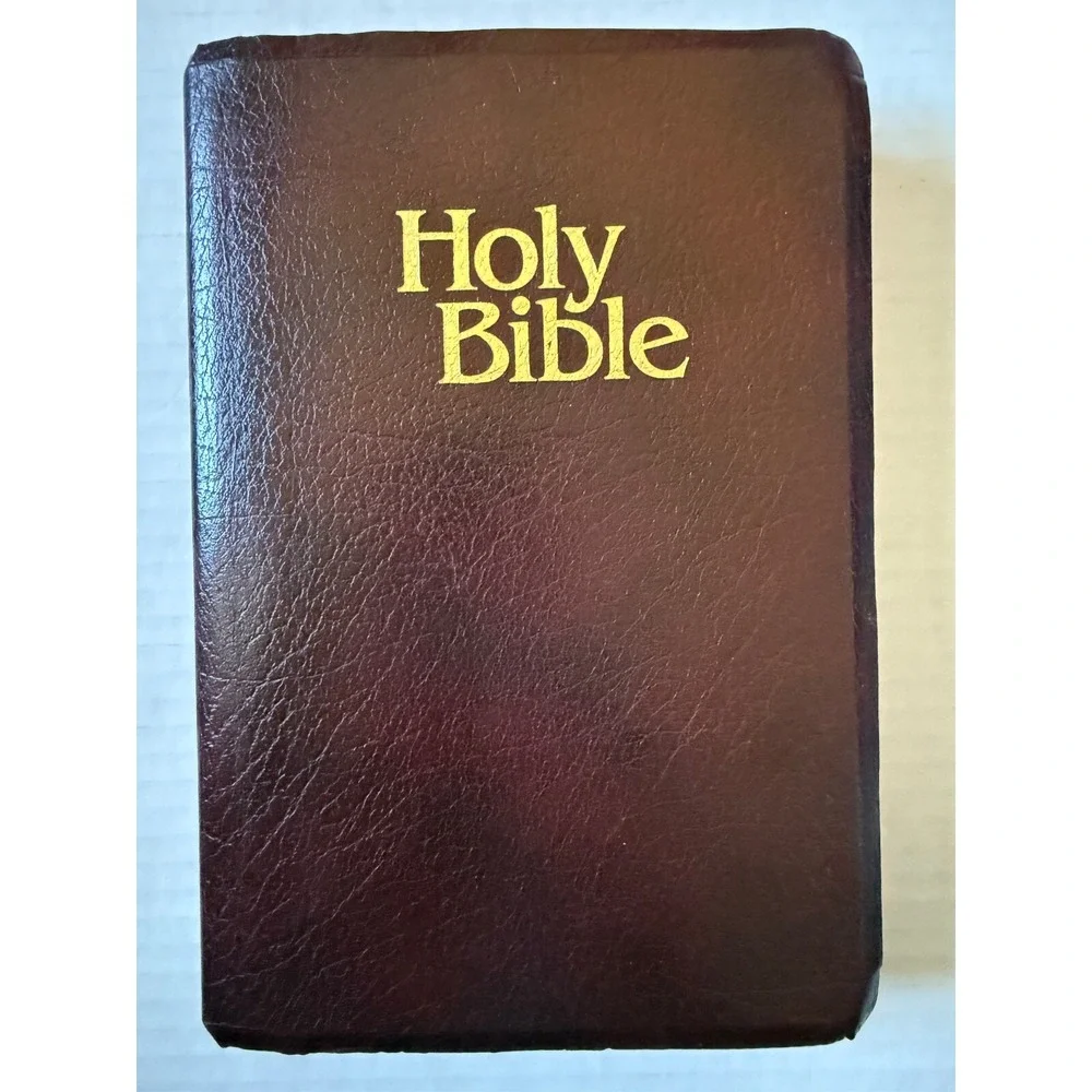 Holy Bible‎ New King Jam Ver Nelson Red Letter Concise Dictionary Concord 1982