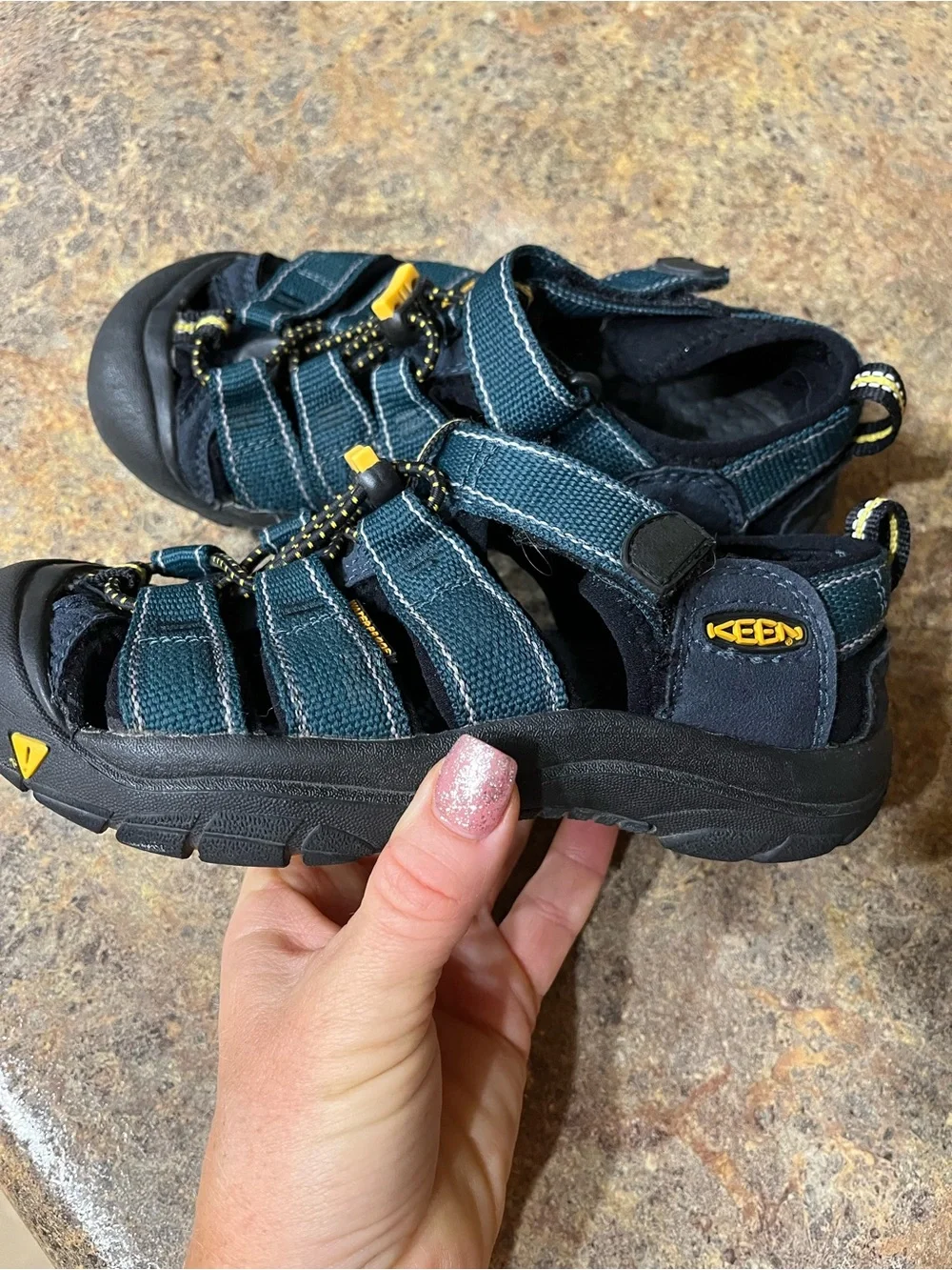 Keen rubber water