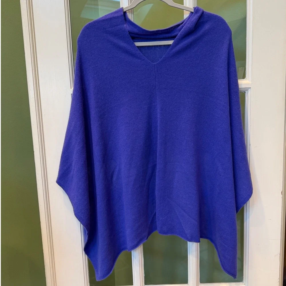 Claudia Nichole 100% Cashmere Poncho Wrap V-Neck Purple One Size Quiet Luxury
