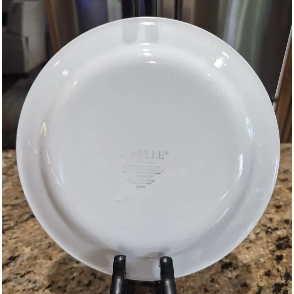 Corelle Blue Wreath Plates 7 1/4