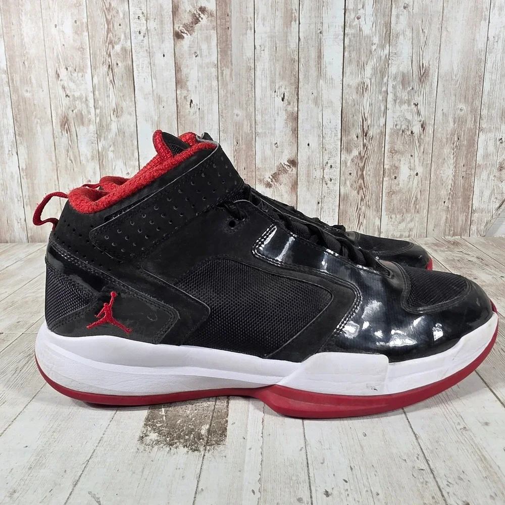 Jordan BMo Mens‎ Black Gym Red White Basketball Shoes 454043-004 Size 12