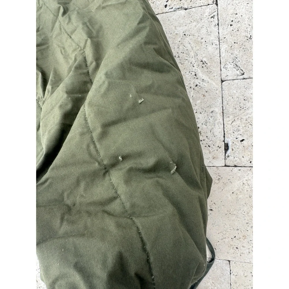 Vintage US Military Intermediate Cold Weather Sleeping Bag Synthetic OD Green