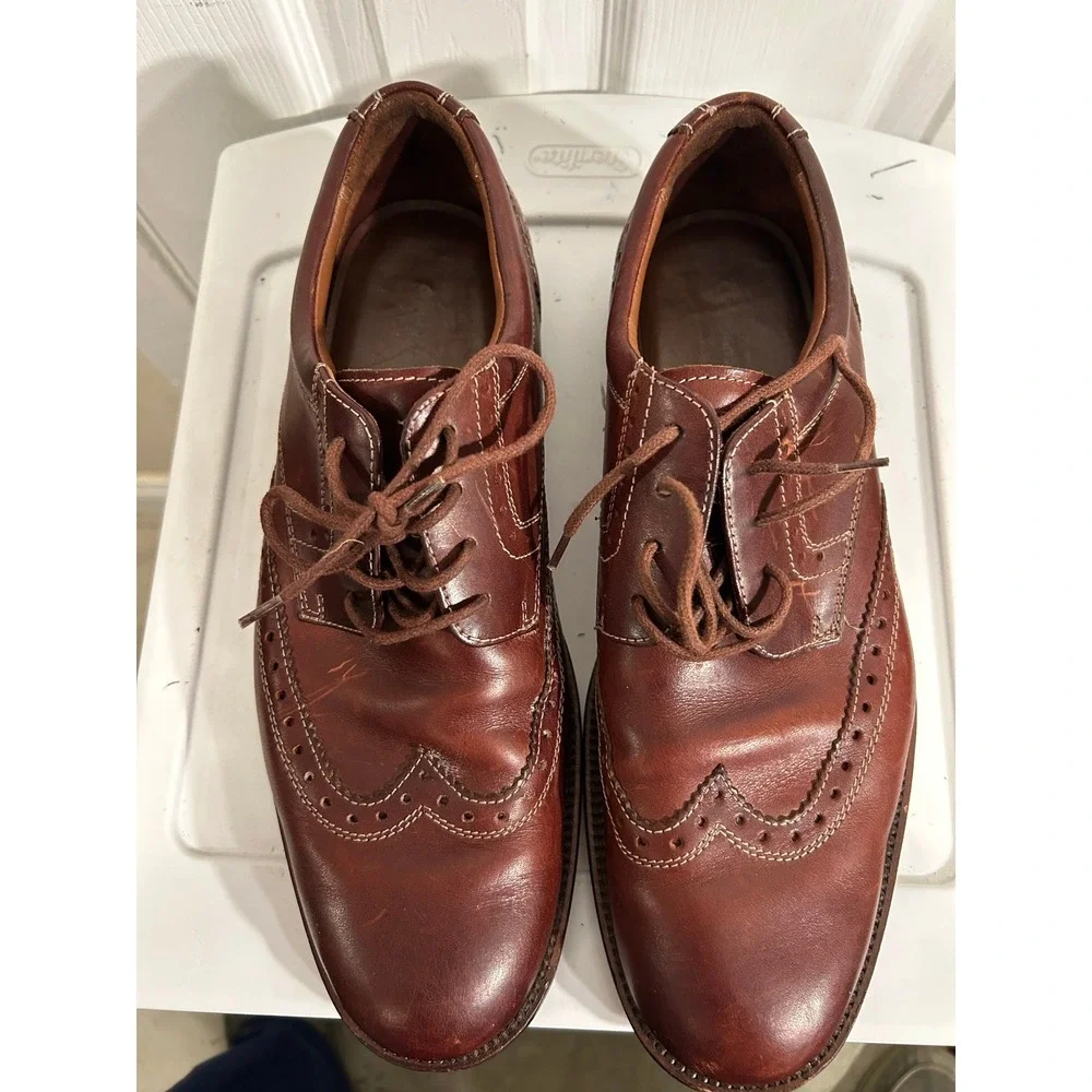Johnston & Murphy minor 	style details