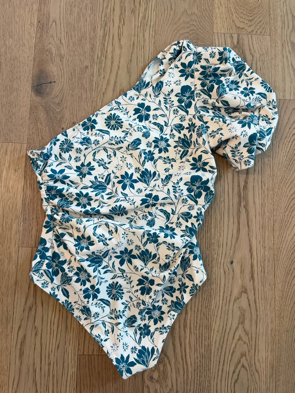 Free People chic one