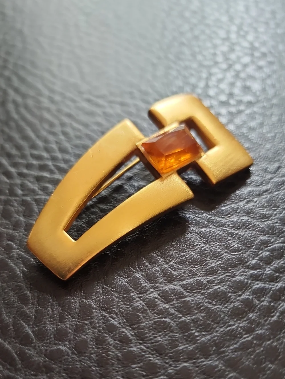 Anne Klein elegant gold