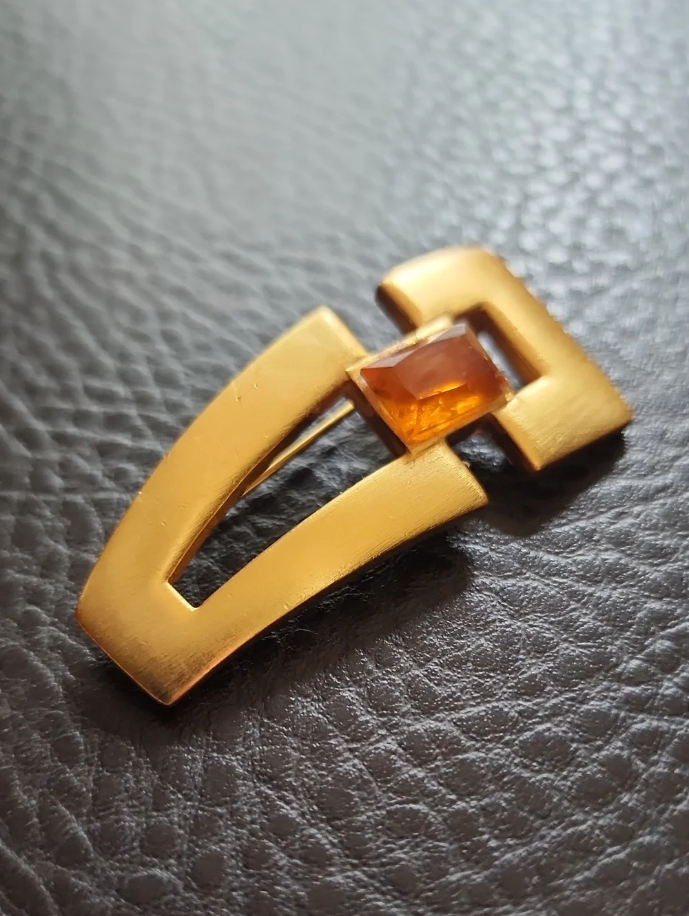 Anne Klein elegant gold