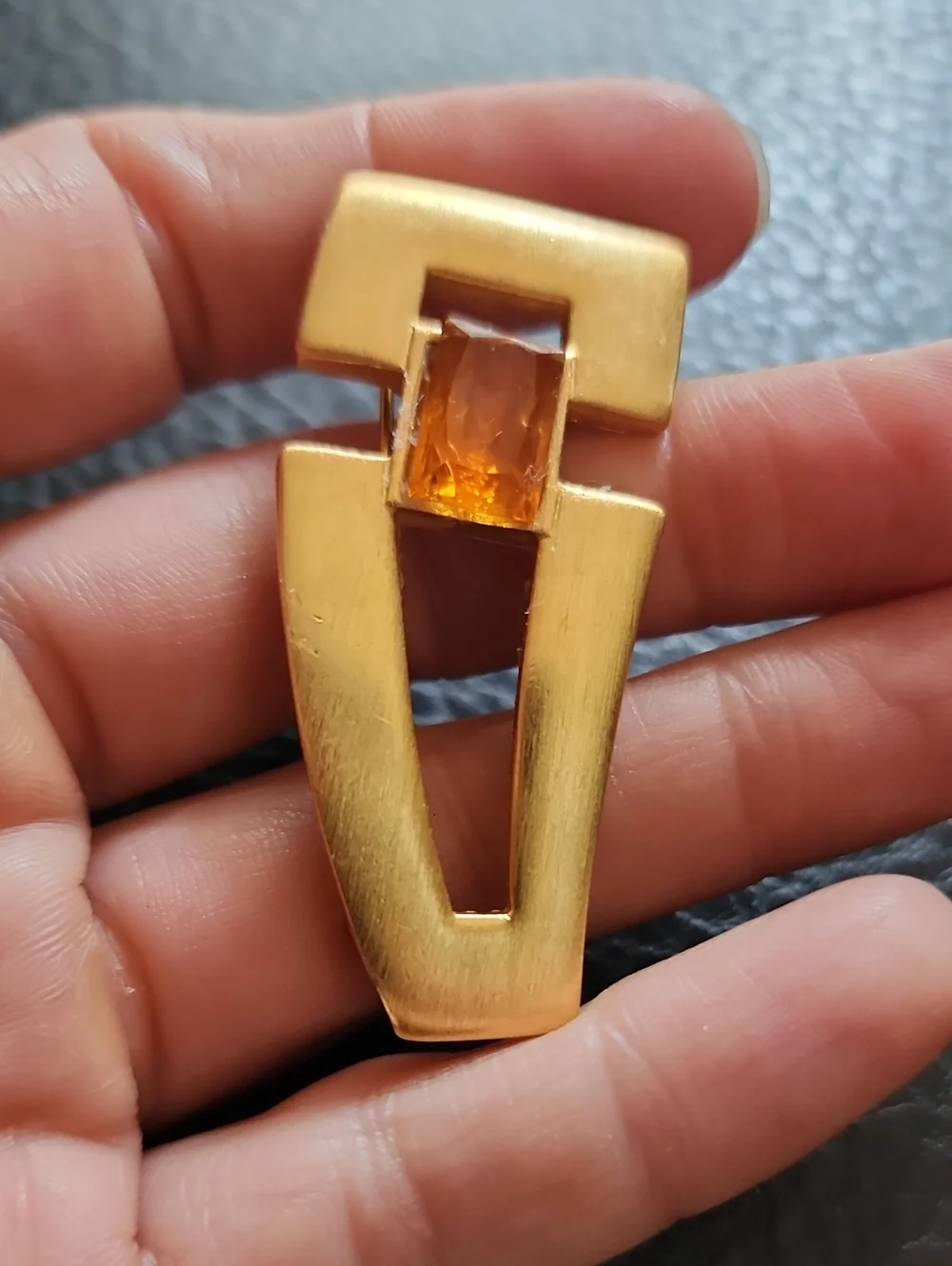 Anne Klein elegant gold