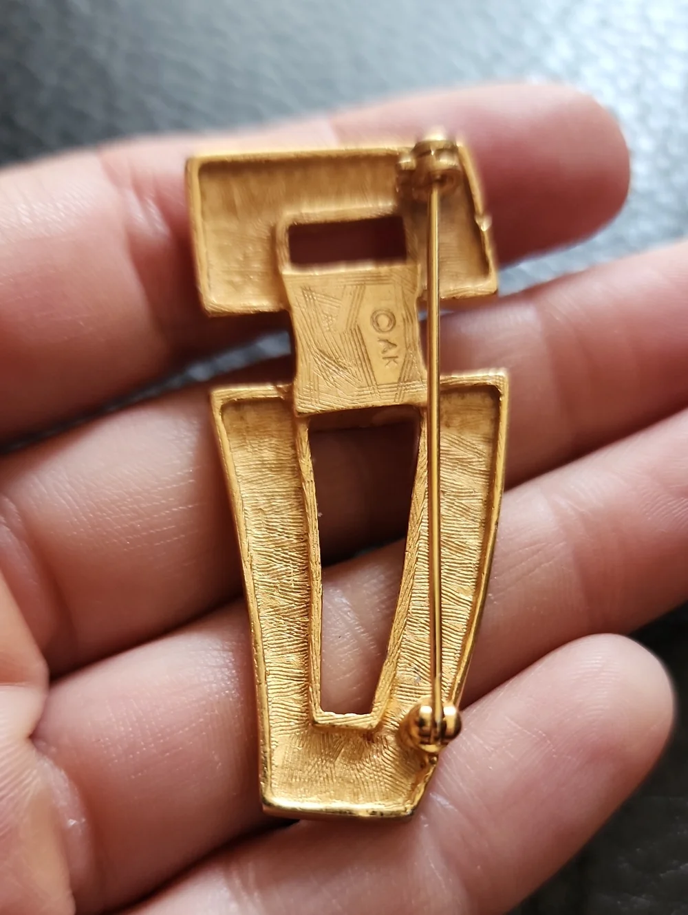 Anne Klein elegant gold