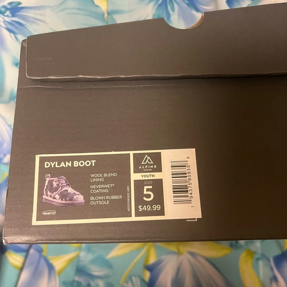 ALPINE DESIGN DYLAN BOOT YOUTH SIZE 5‎